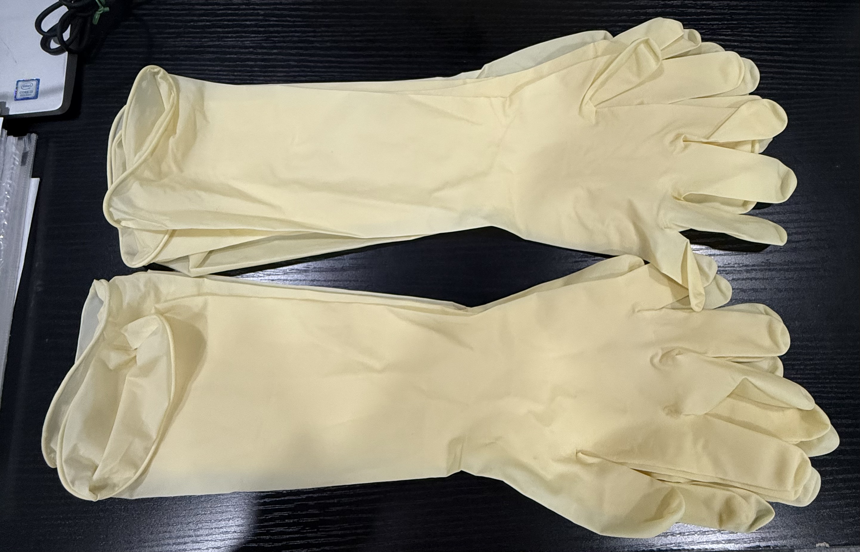 “长”就够了吗？深度剖析一款优秀的加长款乳胶手套应具备的品质